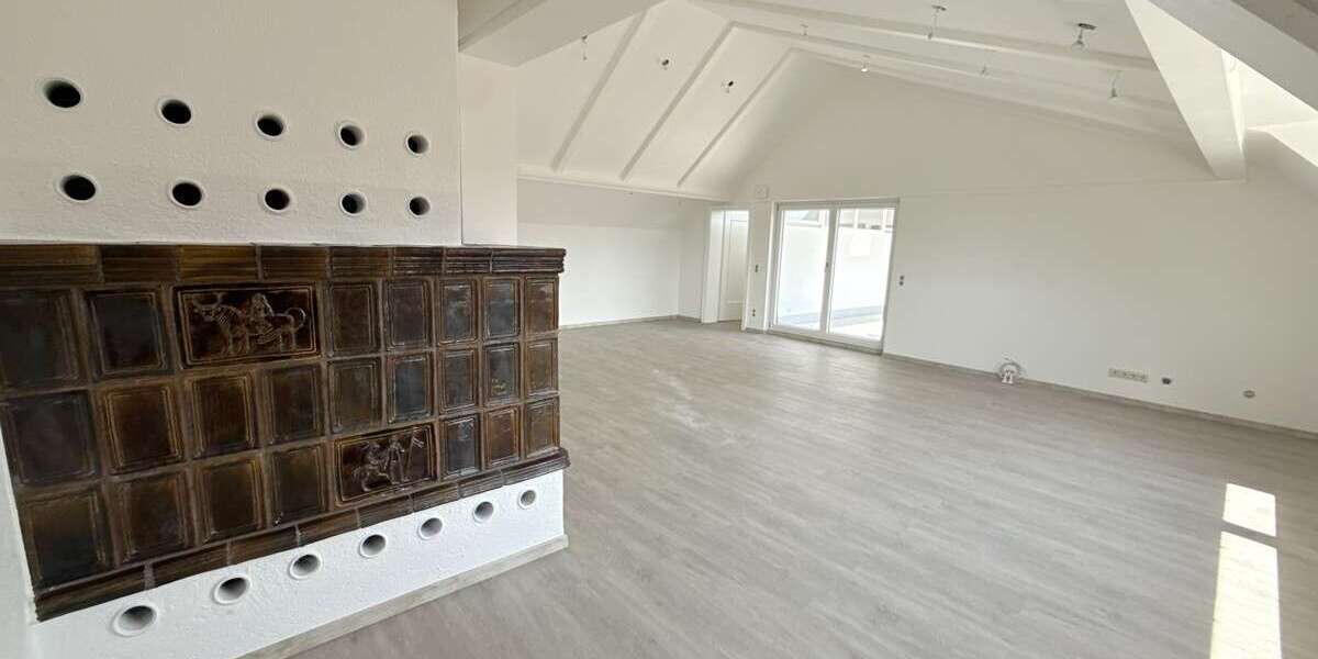 Etagenwohnung Schwandorf - 4 Zimmer, 160 m&sup2;, 349.000&euro; | Angebot:27181872