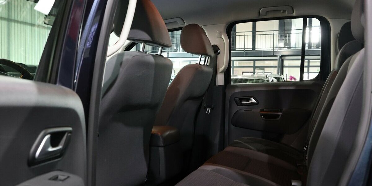 VW Amarok 2.0 TDI DSG HIGHLINE DC 4M / XENON, AHK 177.000 km 20.444 &euro; Hamm 59077