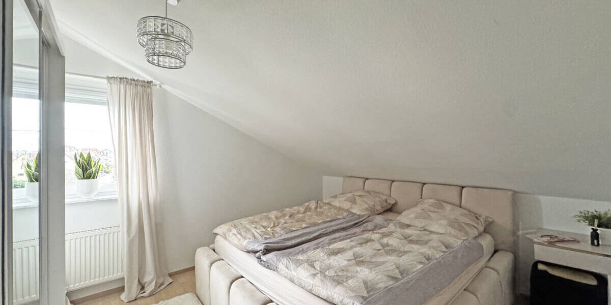 Etagenwohnung Reutlingen Rommelsbach - 3 Zimmer, 78 m&sup2;, 306.000&euro; | Angebot:26247706