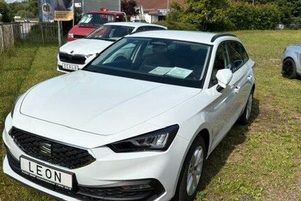 Seat Leon 3.000 km 25.990 &euro; Frankenberg 09669