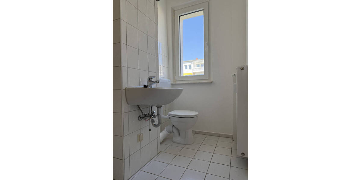 Etagenwohnung Bad Dürrenberg - 3 Zimmer, 60 m&sup2;, 382&euro; | Angebot:26450229