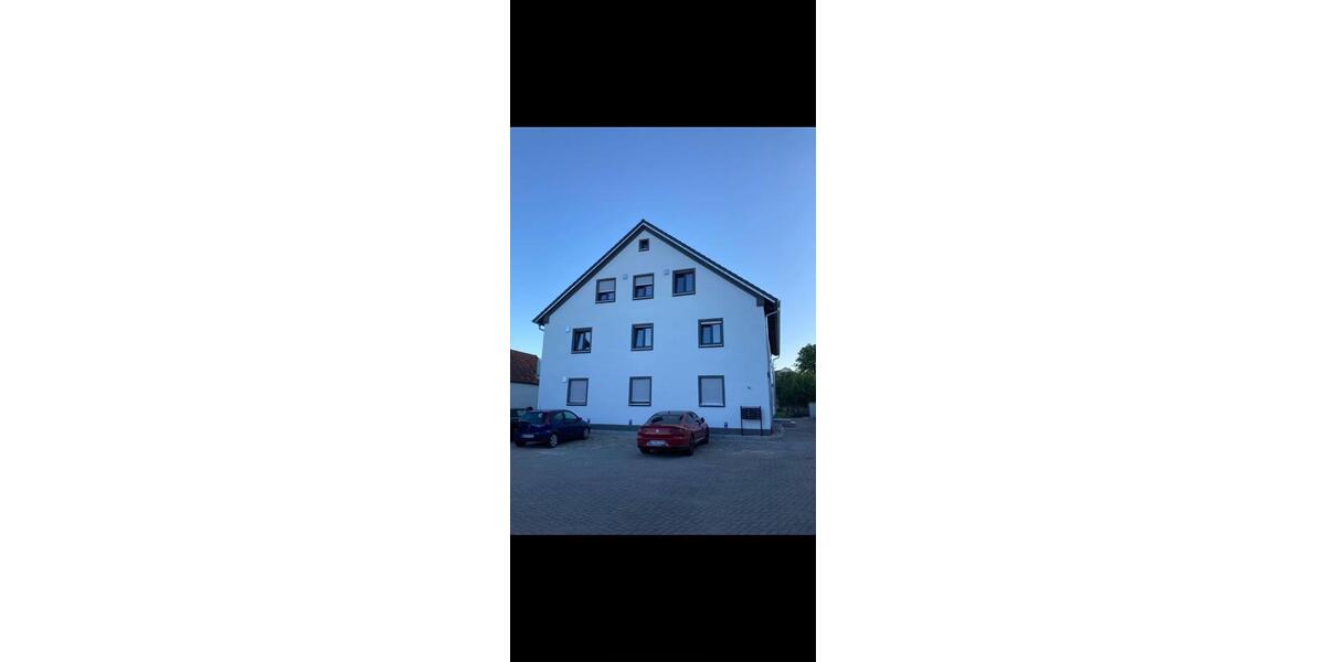 Etagenwohnung Mühlhausen - 3 Zimmer, 85 m&sup2;, 900&euro; | Angebot:26168750