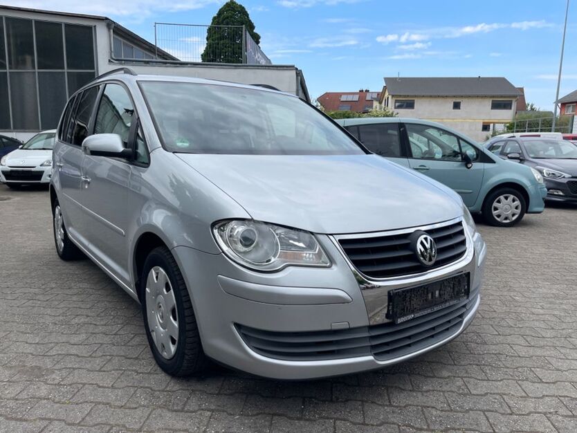 VW Touran 142.000 km 3.490 € Malsch 76316