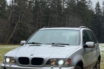 BMW X5 240.000 km 5.100 &euro; Griesstätt 83556