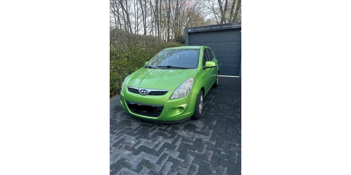 Hyundai i20 199.760 km 2.350 &euro; Mönchengladbach 41238