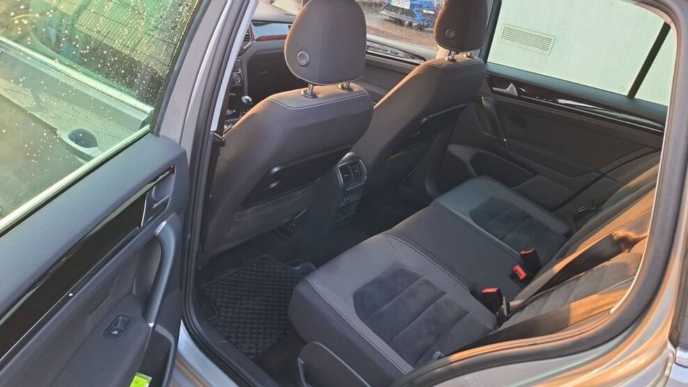VW Golf Sportsvan 32.600 km 15.290 € Schönefeld 12529