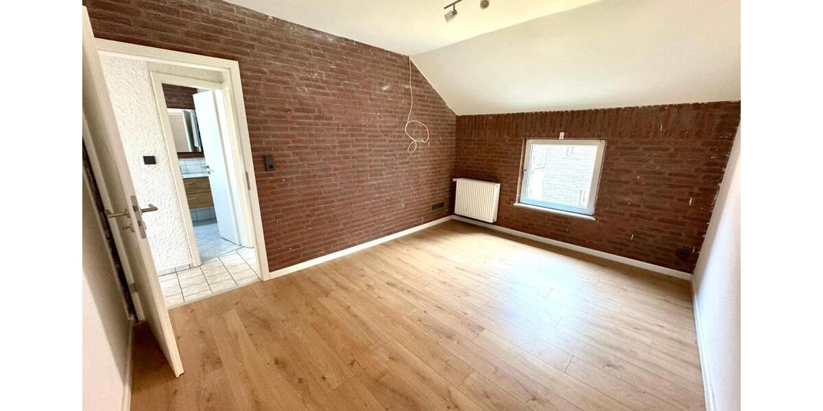 Reihenhaus Aachen Aachen-Mitte - 3 Zimmer, 75 m&sup2;, 195.000&euro; | Angebot:26022336