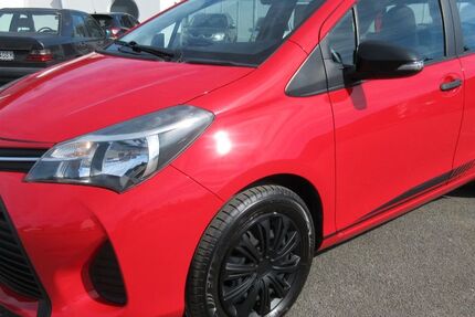 Toyota Yaris 99.700 km 7.899 &euro; Tauberbischofsheim 97941