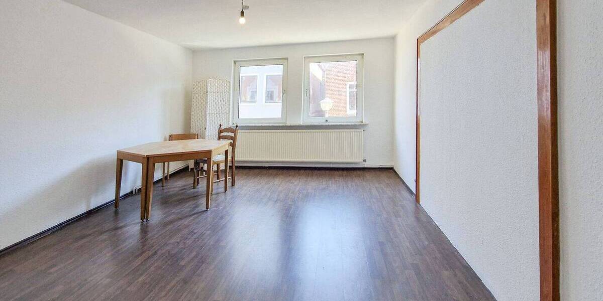 Mehrfamilienhaus, Wohnhaus Wilster - 7 Zimmer, 197 m&sup2;, 139.000&euro; | Angebot:26450020