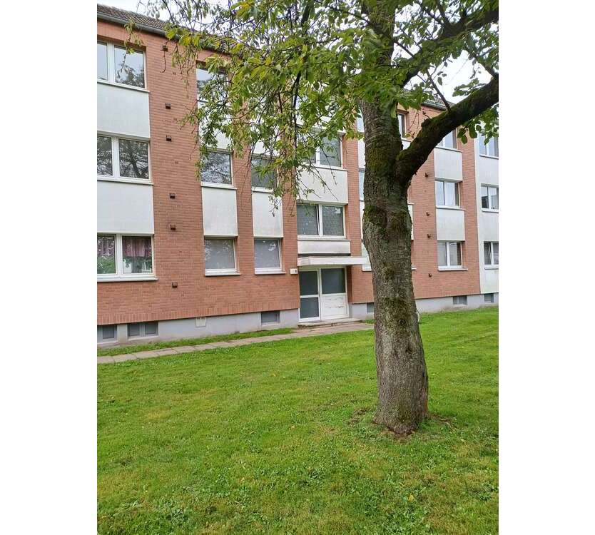Wohnung zum Mieten in Bergen 574 € 95.62 m²