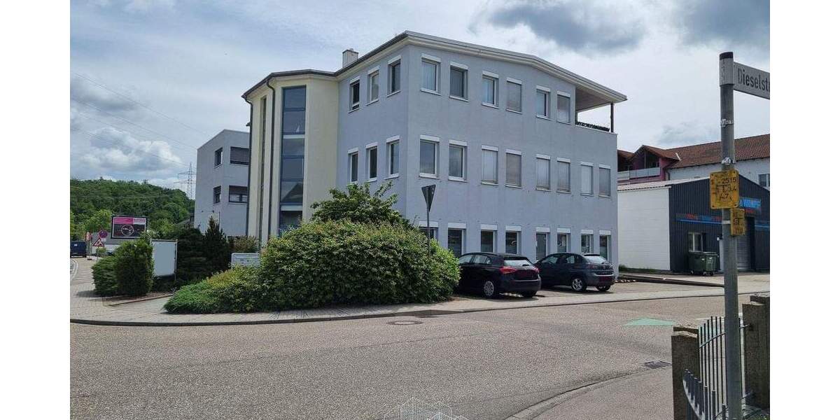 Gewerbeobjekt Karlsbad Langensteinbach - 4 Zimmer, 900&euro; | Angebot:23982178