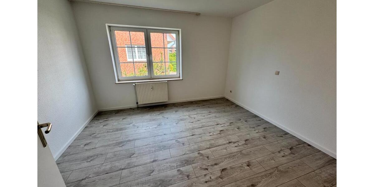 Etagenwohnung Ludwigslust - 2 Zimmer, 69 m&sup2;, 520&euro; | Angebot:26678616