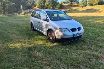VW Touran 185.000 km 3.600 &euro; Öhringen 74613