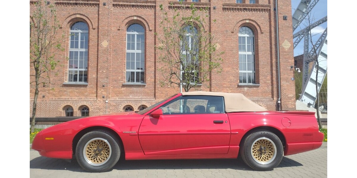 Pontiac Firebird 25.000 km 21.000 &euro; Sosnowiec 
