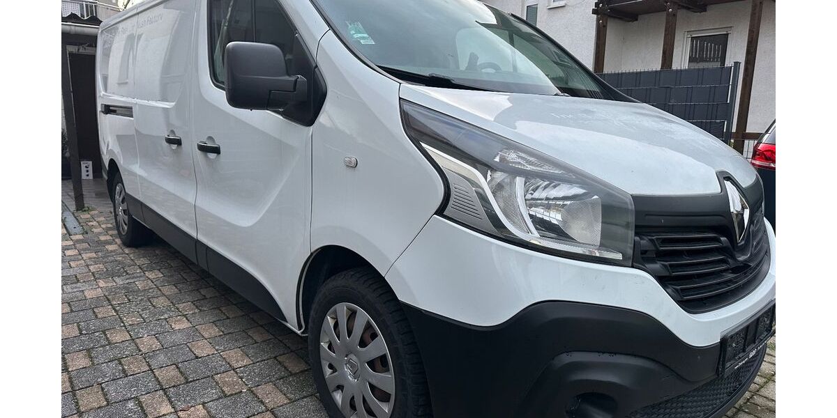 Renault Trafic 286.000 km 5.200 &euro; Karlsruhe 76149