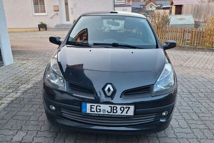 Renault Clio 250.000 km 1.300 &euro; Reut 84367