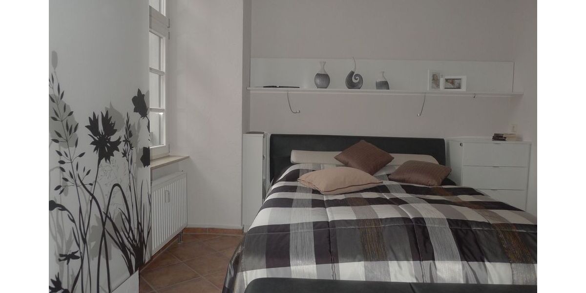 Langfristige Vermietung - zentral und großzügig in Rostocks Altstadt - Appartement Rostock | Angebot:26633755