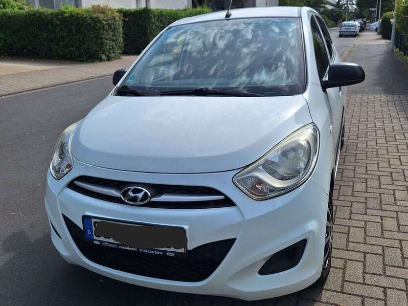 i10