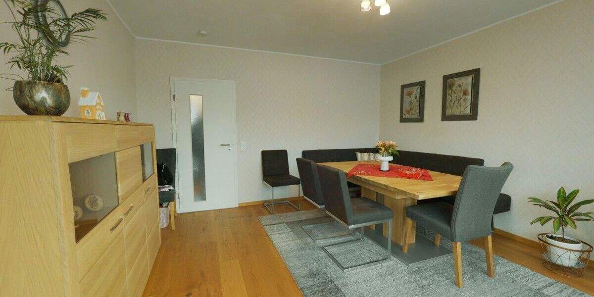 Etagenwohnung Ansbach - 3 Zimmer, 83 m&sup2;, 249.000&euro; | Angebot:25845717