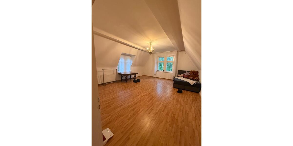 Dachgeschoßwohnung Tambach-Dietharz Dietharz - 4 Zimmer, 120 m&sup2;, 590&euro; | Angebot:26464914