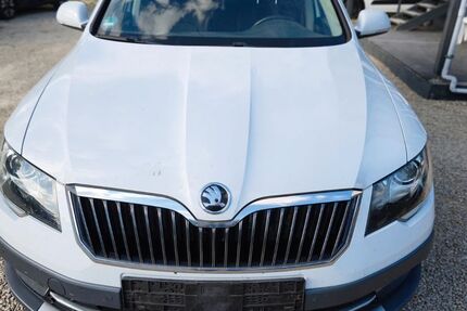 Skoda Superb 159.000 km 8.500 &euro; Konz-koenen 54329