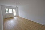 Gepflegte 2-Zimmerwohnung mit Balkon und Dusche...