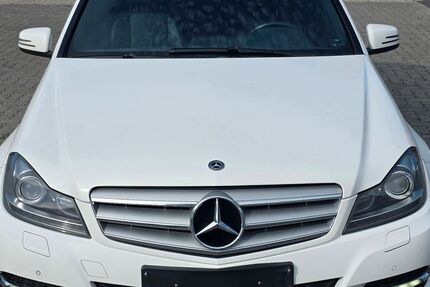 Mercedes-Benz C 250 257.000 km 8.300 &euro; Fritzlar 34560
