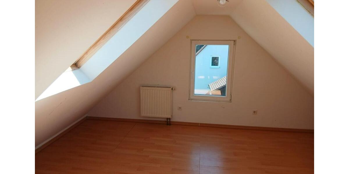 Maisonettenwohnung Nürnberg Schnepfenreuth - 4 Zimmer, 91 m&sup2;, 1.550&euro; | Angebot:26638676