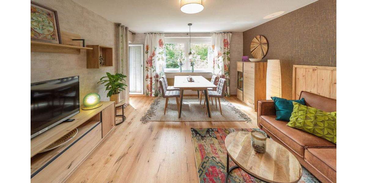 Etagenwohnung Oberreichenbach - 3 Zimmer, 70 m&sup2;, 1.290&euro; | Angebot:25602461