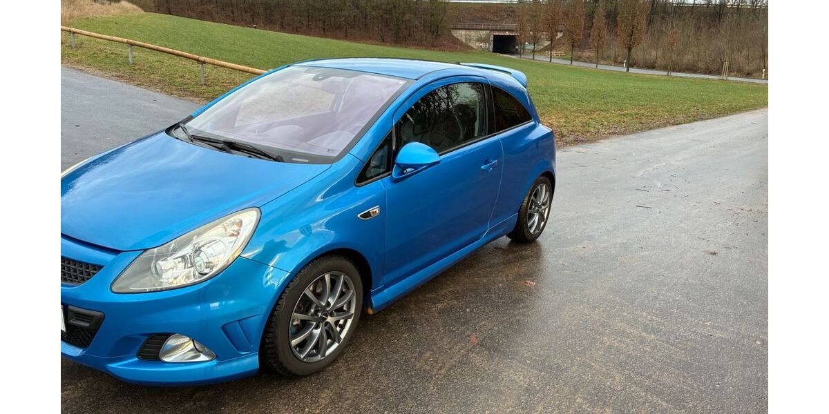 Opel Corsa 144.000 km 3.200 &euro; Dipperz 36160