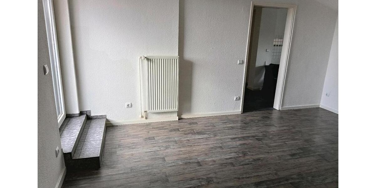 Etagenwohnung Isenbüttel - 3 Zimmer, 85 m&sup2;, 690&euro; | Angebot:25294342