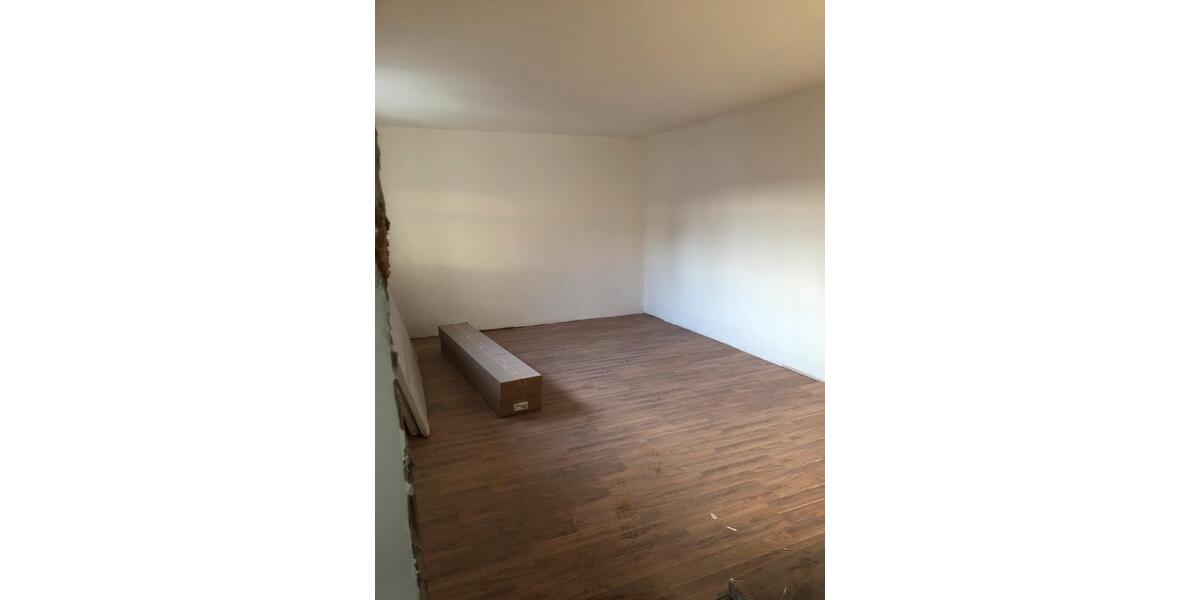 Großzügige 2-Zimmer Wohnung + Doppelgarage: 90qm in BLB 2 zimmer