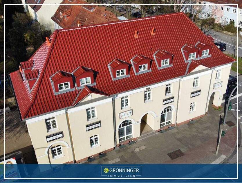 Kernsaniertes MFH mit 1 Gewerbeeinheit und 6 Wohneinheiten in Bahrenfeld zimmer