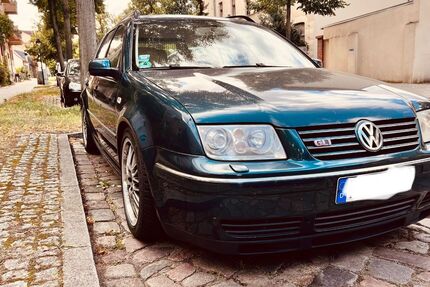 VW Bora 361.764 km 2.600 € Potsdam 14482