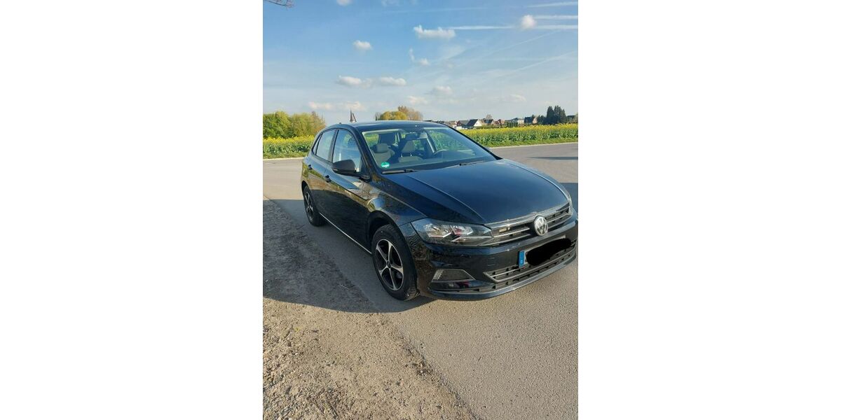 VW Polo 28.700 km 11.900 &euro; Welver 59514