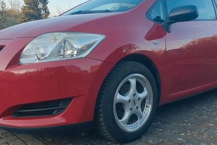 Toyota Auris 245.000 km 2.790 &euro; Friedberg 61169