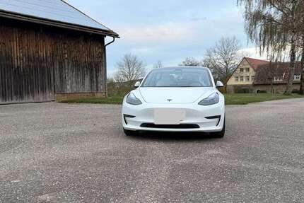 Tesla Model 3 73.500 km 28.900 &euro; Bretten 75015