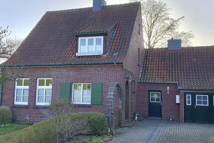 Haus Berne - 5 Zimmer, 127 m&sup2;, 1.150&euro; | Angebot:25432444