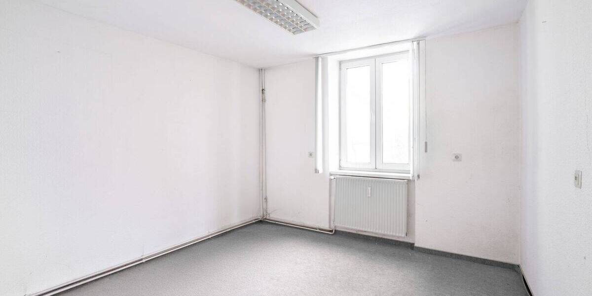 Mehrfamilienhaus, Wohnhaus Tribsees - 8 Zimmer, 200 m&sup2;, 60.200&euro; | Angebot:25665334