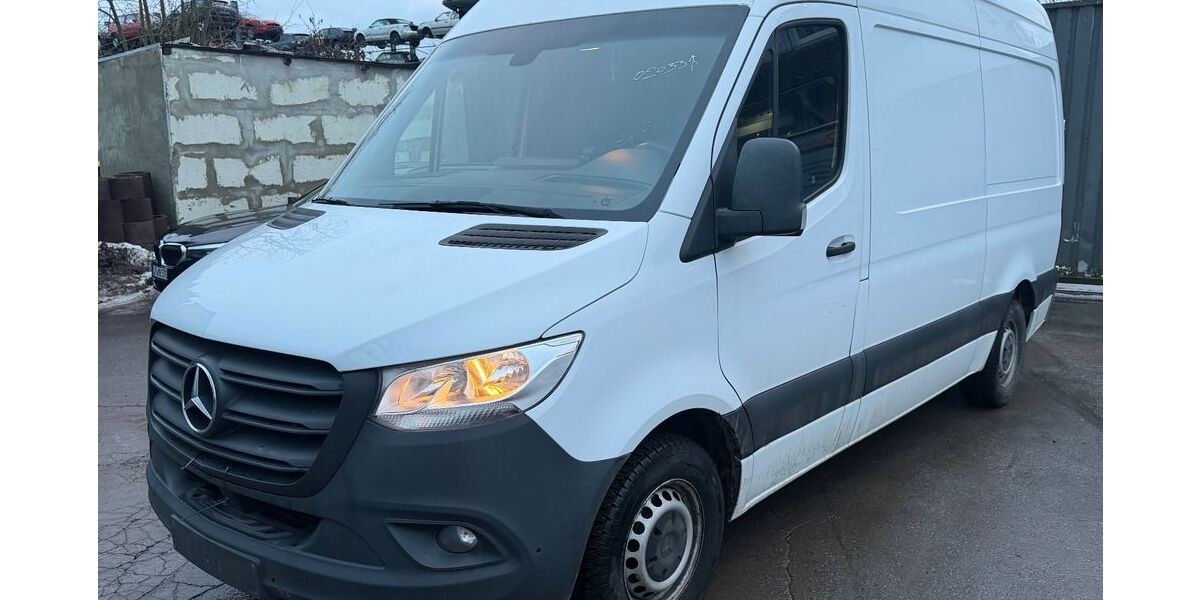 Mercedes-Benz Sprinter 182.350 km 19.300 &euro; Dörentrup 32694
