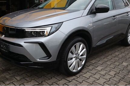 Opel Grandland (X) 6.000 km 26.490 € Ulm 89073