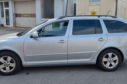 Skoda Octavia 236.000 km 2.299 &euro; Mintraching 93098