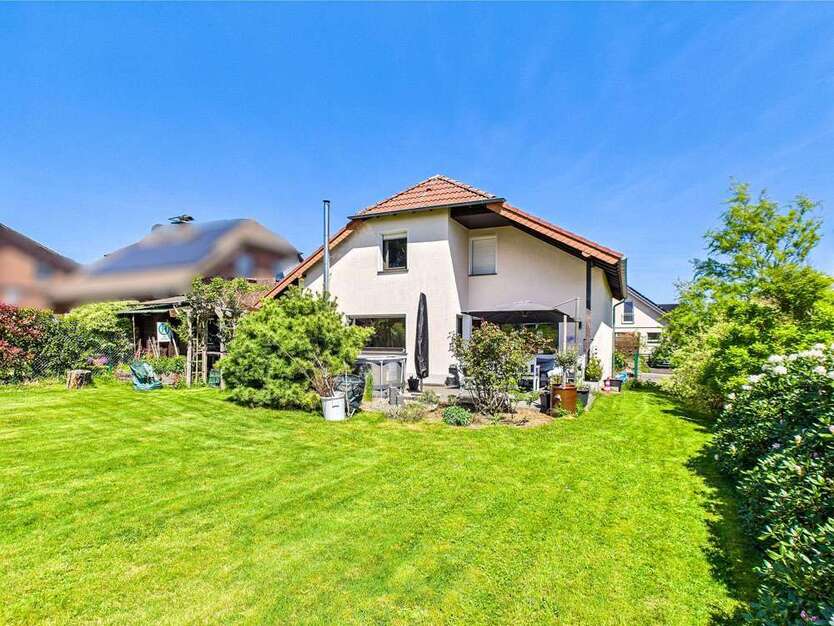 Haus zum Kaufen in Hürtgenwald Vossenack 338.000 € 131 m²