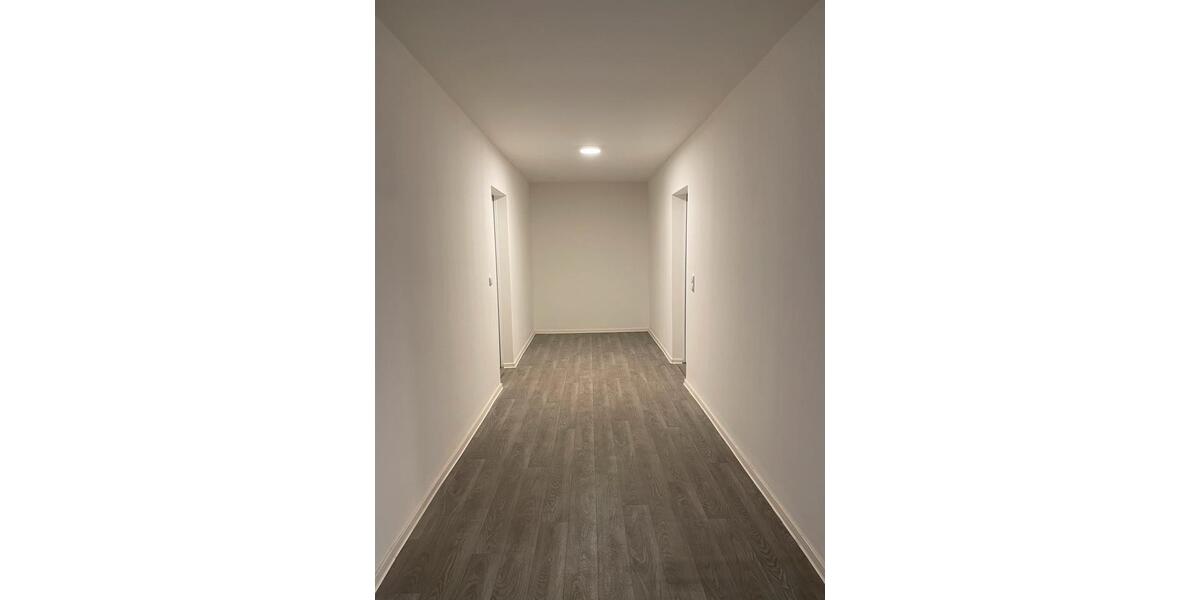 Etagenwohnung Schwarzheide - 3 Zimmer, 71 m&sup2;, 719&euro; | Angebot:25483558