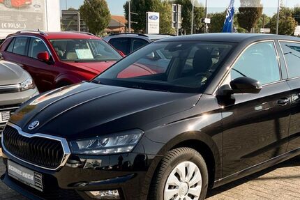 Skoda Fabia 6.039 km 22.450 € Bremen 28201