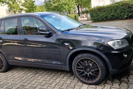 BMW X3 214.000 km 13.450 &euro; München 80689
