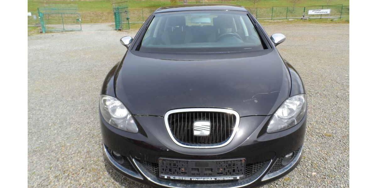 Seat Leon 99.808 km 2.950 &euro; Niederschmalkalden 98574