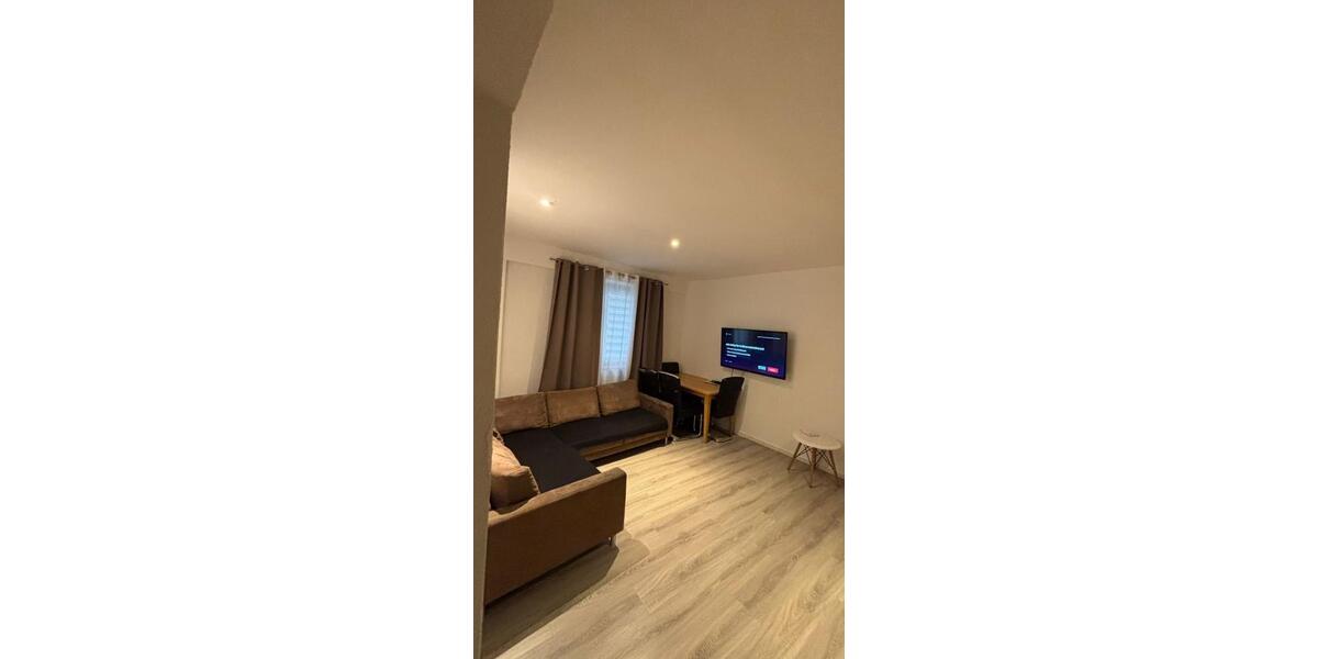 Mehrfamilienhaus, Wohnhaus Landau an der Isar - 14 Zimmer, 380 m&sup2;, 740.000&euro; | Angebot:26091158
