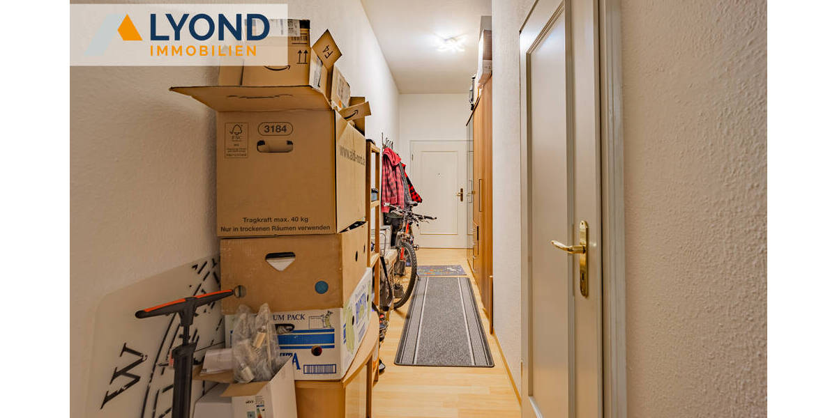 Etagenwohnung Glauchau - 2 Zimmer, 67 m&sup2;, 69.500&euro; | Angebot:25676548