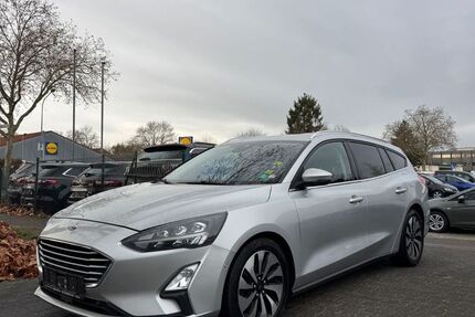 Ford Focus 273.440 km 7.490 € Paderborn 33102